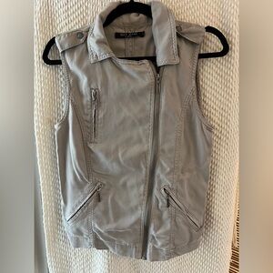 Max Jeans Cargo/Utility Zip Up Vest